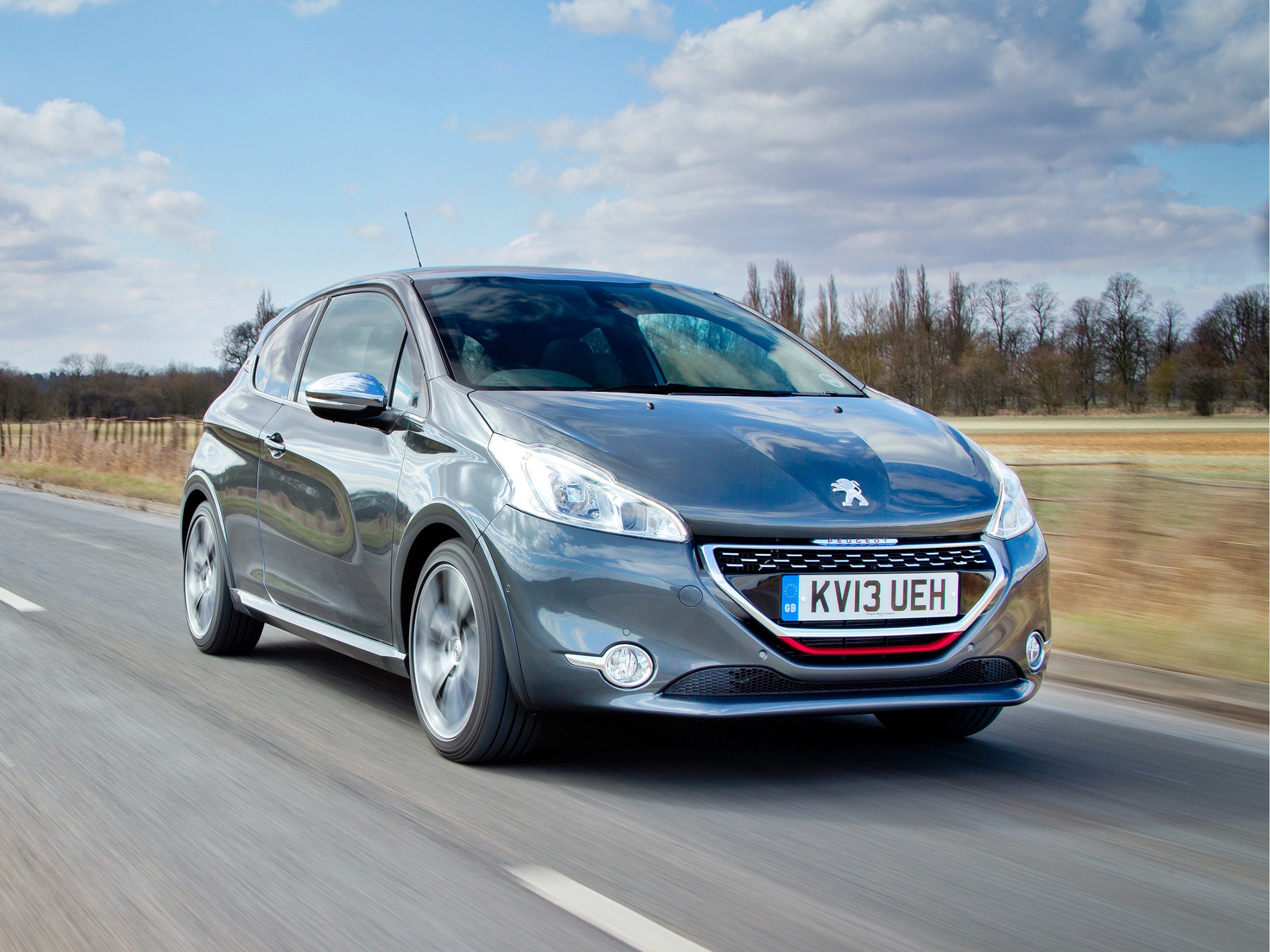 Peugeot 208 GTI hatchback (2013 ) review AutoTrader